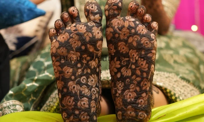 Artistica Henna by Urvashi Panchal Artist
